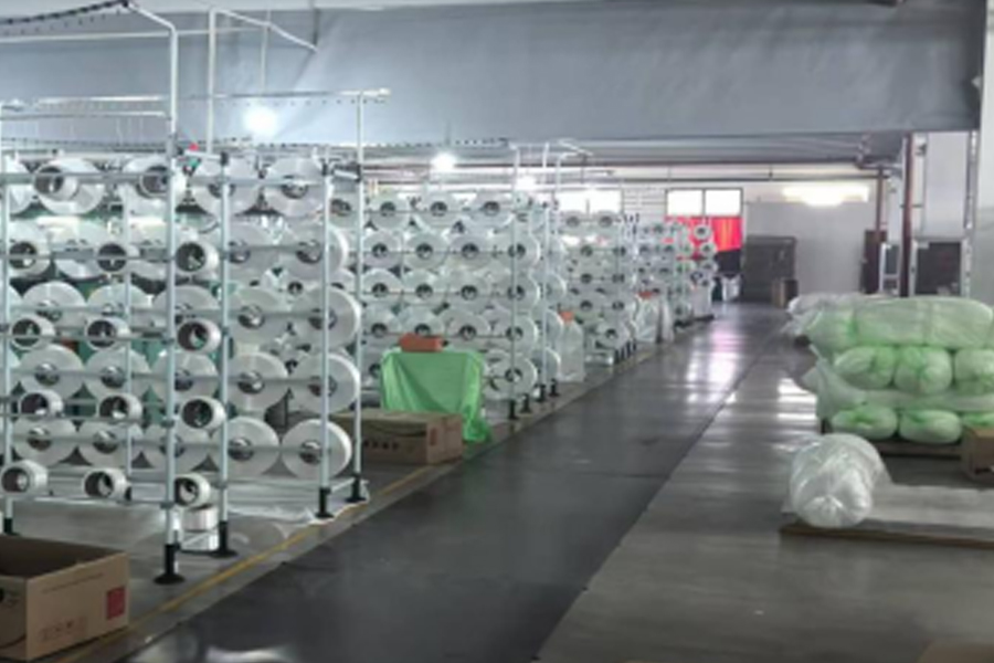 Gray na paggawa ng tela-Grey na fabric production workshop